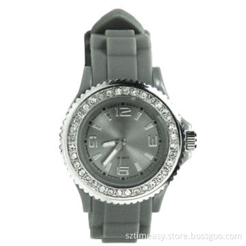 High Quality Plastic Wathces with Soften Silicone Strap